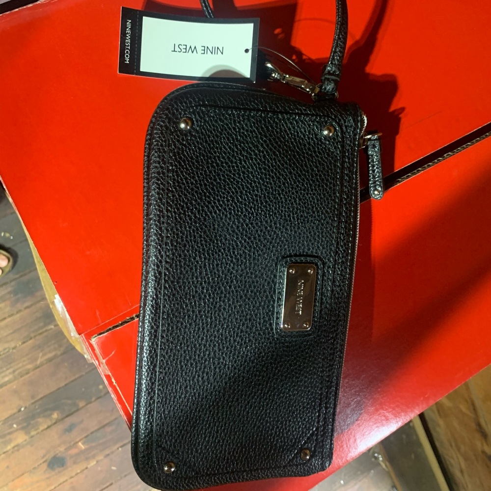 Nine West wristlet